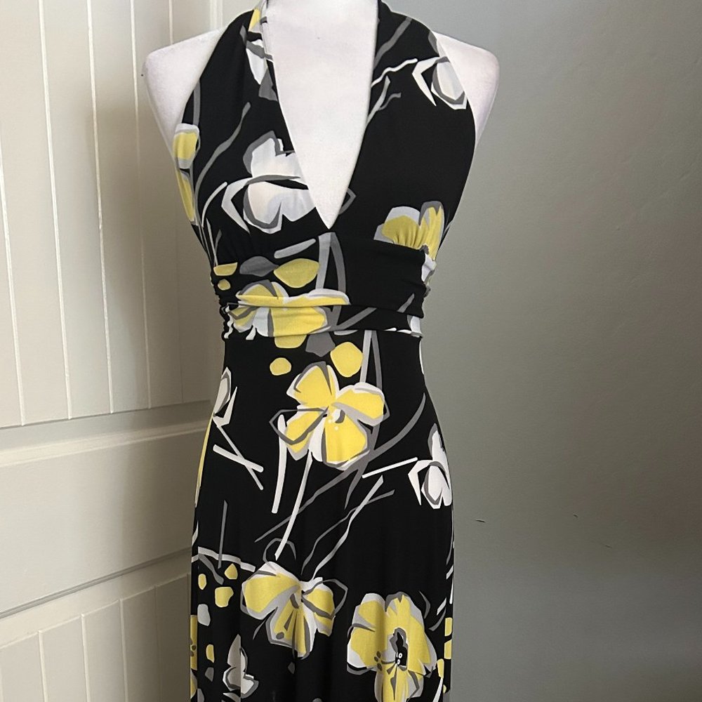 Women's Black, Yellow, & White Halter Maxi Dress with Slightly Gathered Waist XS